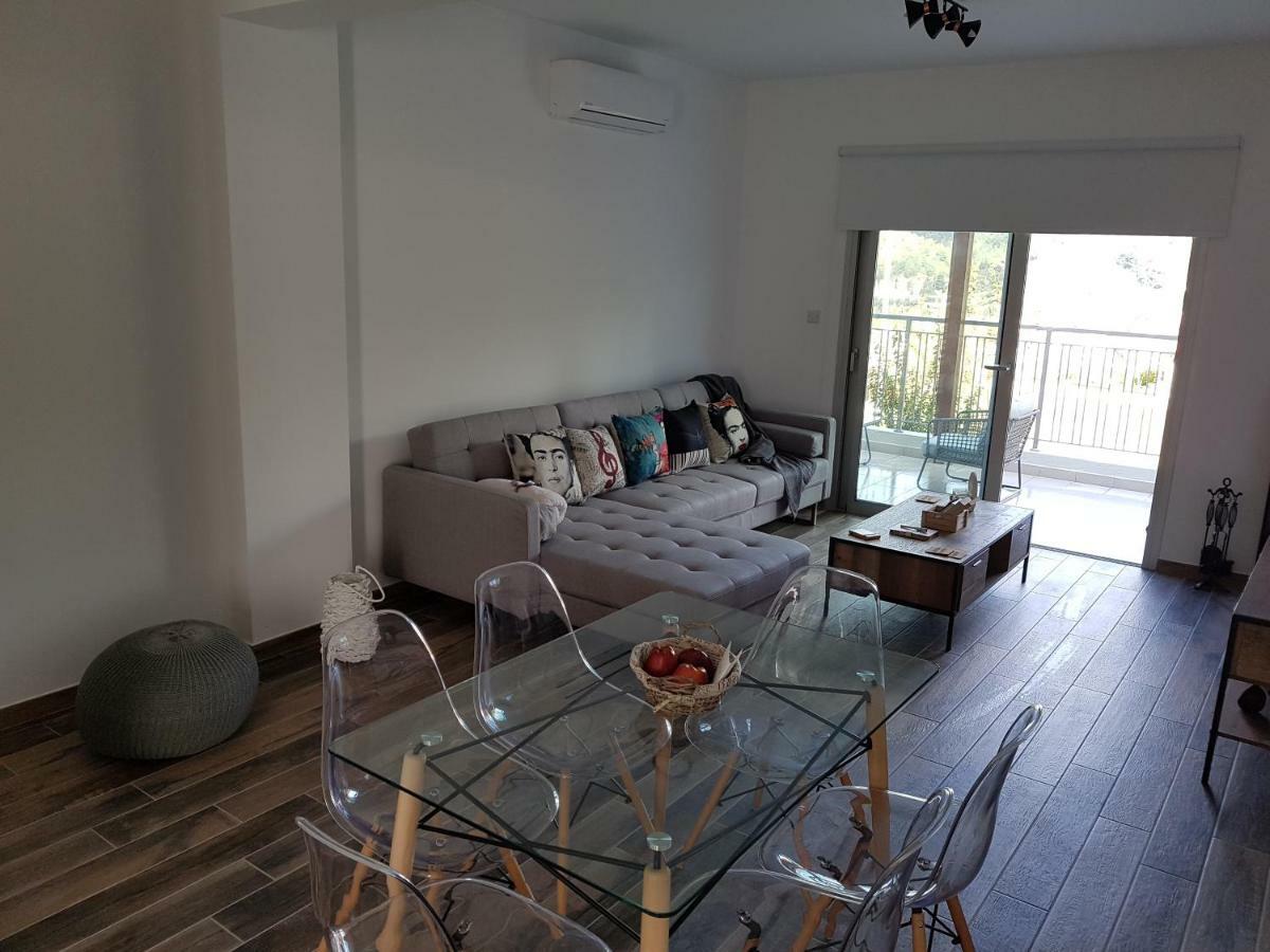 Evmelia Kakopetria Suites Екстериор снимка
