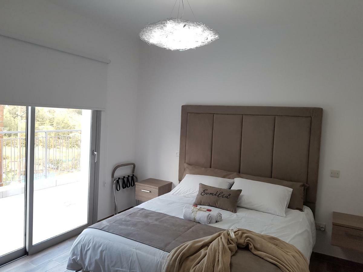 Evmelia Kakopetria Suites Екстериор снимка