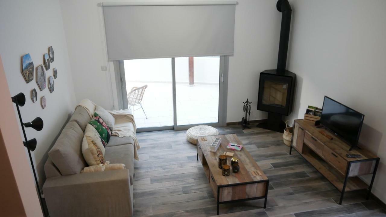 Evmelia Kakopetria Suites Екстериор снимка