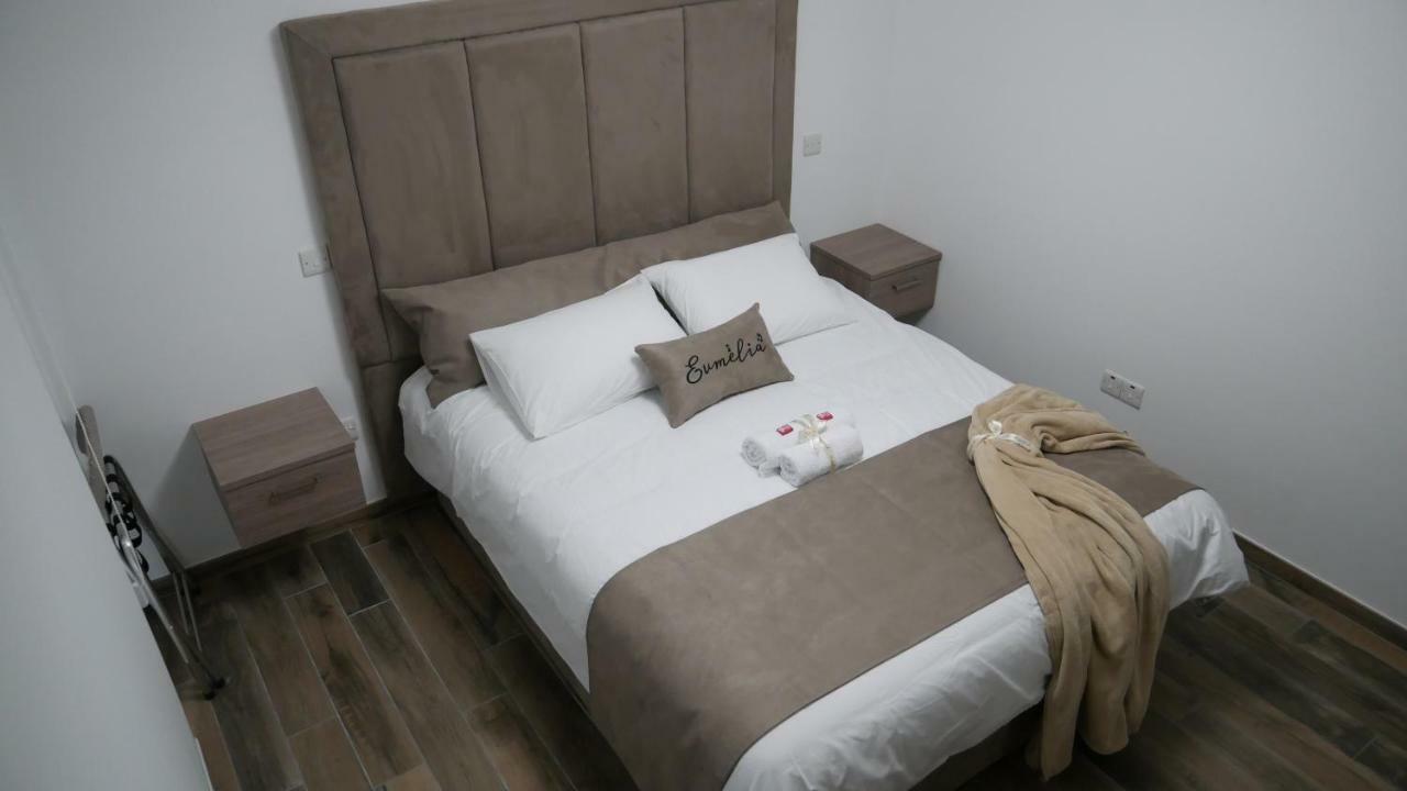 Evmelia Kakopetria Suites Екстериор снимка